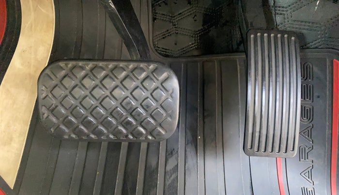 2021 MG HECTOR SHINE 1.5 PETROL TURBO CVT, Petrol, Automatic, 42,449 km, Pedals