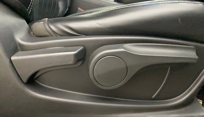 2021 MG HECTOR SHINE 1.5 PETROL TURBO CVT, Petrol, Automatic, 42,449 km, Driver Side Adjustment Panel