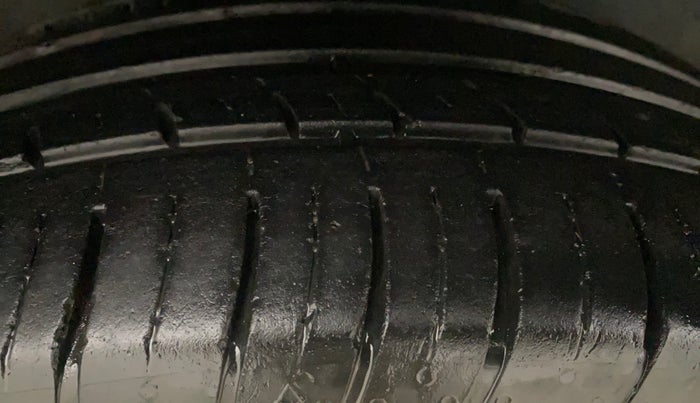 2021 MG HECTOR SHINE 1.5 PETROL TURBO CVT, Petrol, Automatic, 42,449 km, Right Rear Tyre Tread