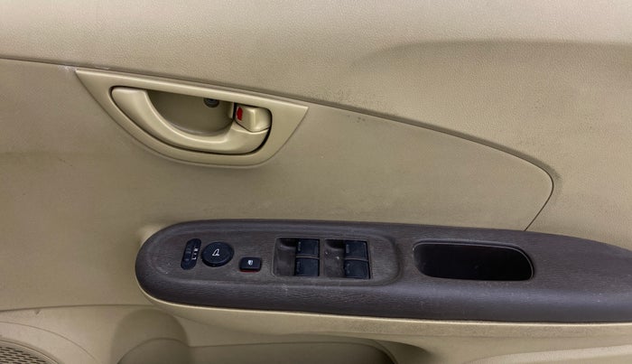 2014 Honda Amaze 1.2L I-VTEC S, Petrol, Manual, 62,535 km, Driver Side Door Panels Control