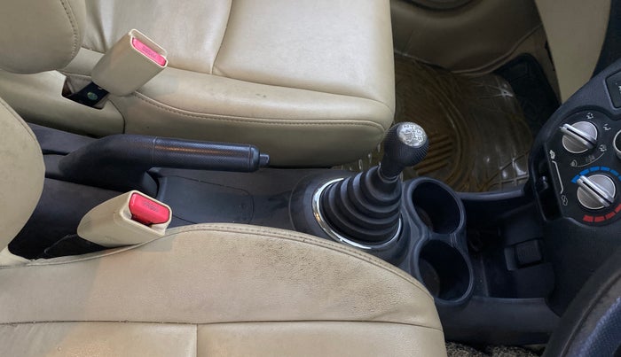 2014 Honda Amaze 1.2L I-VTEC S, Petrol, Manual, 62,535 km, Gear Lever