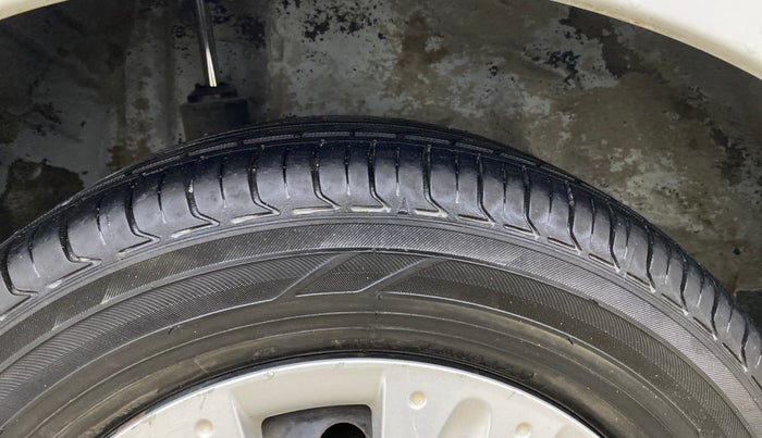 2014 Honda Amaze 1.2L I-VTEC S, Petrol, Manual, 62,535 km, Right Rear Tyre Tread