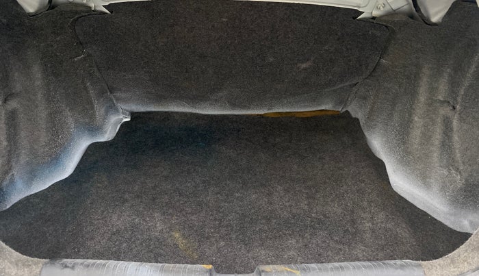 2014 Honda Amaze 1.2L I-VTEC S, Petrol, Manual, 62,535 km, Boot Inside