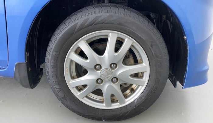 2015 Honda Brio 1.2 VX AT I VTEC, Petrol, Automatic, 35,772 km, Right Front Wheel