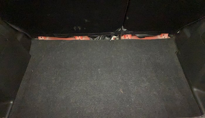 2018 Maruti Baleno DELTA PETROL 1.2, Petrol, Manual, 28,979 km, Boot Inside