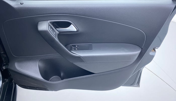2019 Volkswagen Ameo TRENDLINE 1.5, Diesel, Manual, 48,652 km, Driver Side Door Panels Control