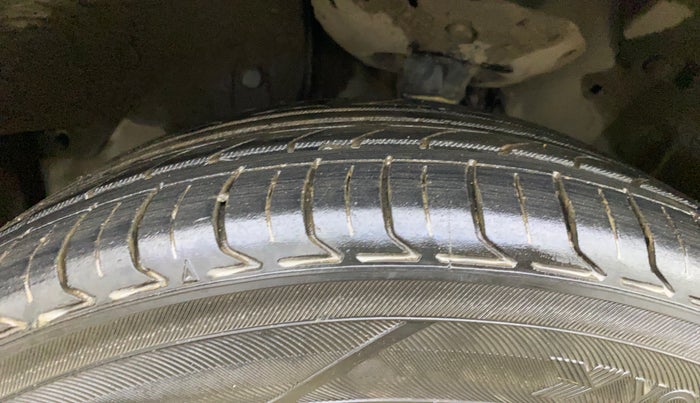 2019 Honda City 1.5L I-VTEC ZX, Petrol, Manual, 1,17,449 km, Left Front Tyre Tread