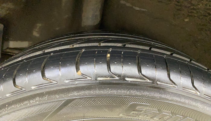 2019 Honda City 1.5L I-VTEC ZX, Petrol, Manual, 1,17,449 km, Right Rear Tyre Tread