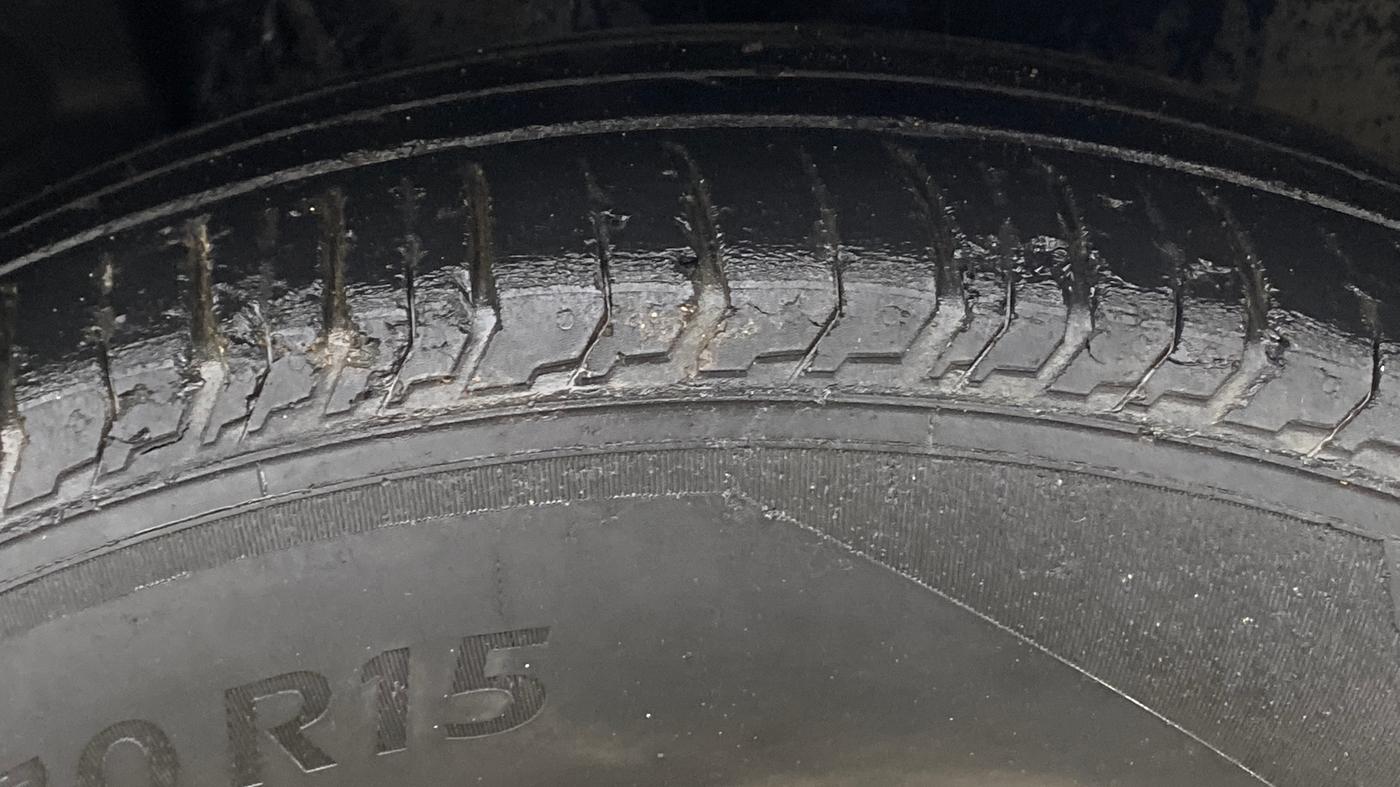 2022 Tata PUNCH PURE MT, Petrol, Manual, 63,272 km, Right Front Tyre Tread