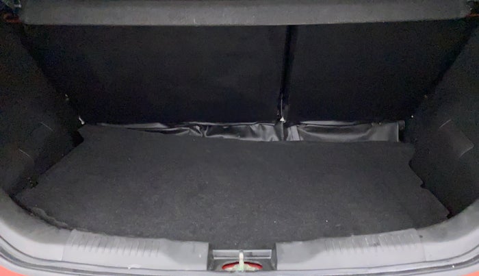 2017 Maruti IGNIS ZETA 1.2 K12 AMT DUAL TONE, Petrol, Automatic, 25,028 km, Boot Inside