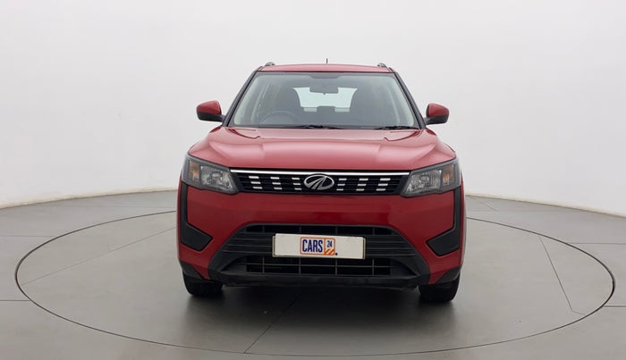 2019 Mahindra XUV300 W6 1.2 PETROL, Petrol, Manual, 27,307 km, Front