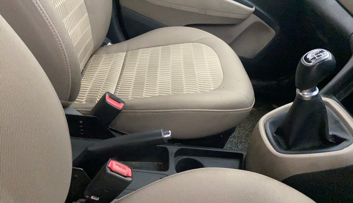 2018 Hyundai Xcent SX 1.2, CNG, Manual, 1,33,725 km, Gear Lever