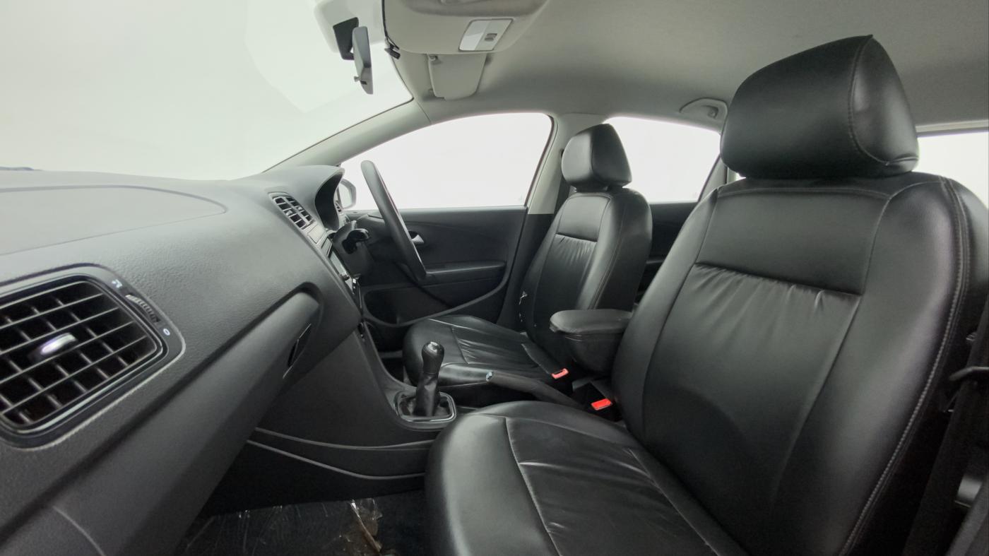 2016 Volkswagen Polo TRENDLINE 1.2L PETROL, Petrol, Manual, 40,071 km, Right Side Front Door Cabin