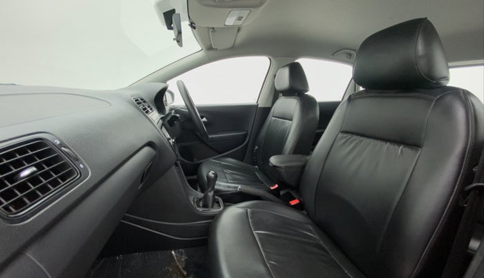 2016 Volkswagen Polo TRENDLINE 1.2L PETROL, Petrol, Manual, 40,071 km, Right Side Front Door Cabin