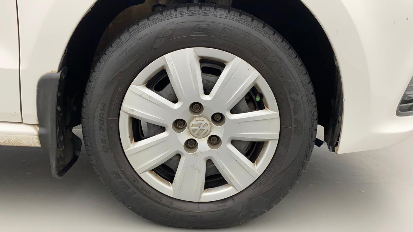 2016 Volkswagen Polo TRENDLINE 1.2L PETROL, Petrol, Manual, 40,071 km, Right Front Wheel