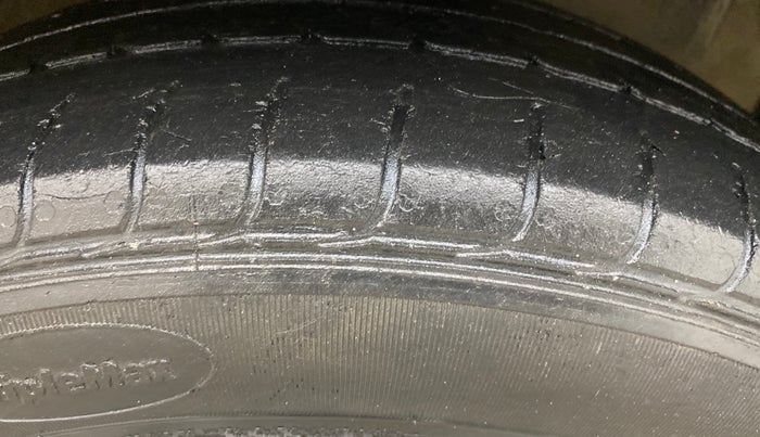 2018 Maruti Celerio ZXI AMT (O), Petrol, Automatic, 1,25,793 km, Right Front Tyre Tread