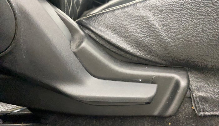 2019 Maruti Baleno DELTA PETROL 1.2, Petrol, Manual, 42,933 km, Driver Side Adjustment Panel