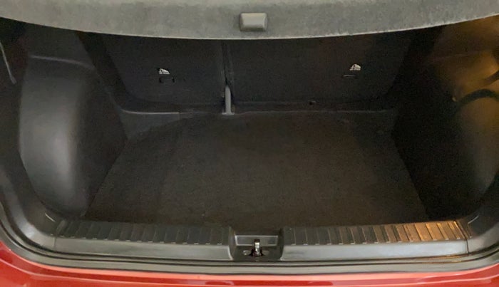 2021 Volkswagen TAIGUN GT PLUS 1.5 TSI DSG, Petrol, Automatic, 28,161 km, Boot Inside