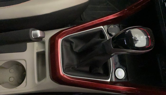 2021 Volkswagen TAIGUN GT PLUS 1.5 TSI DSG, Petrol, Automatic, 28,161 km, Gear Lever