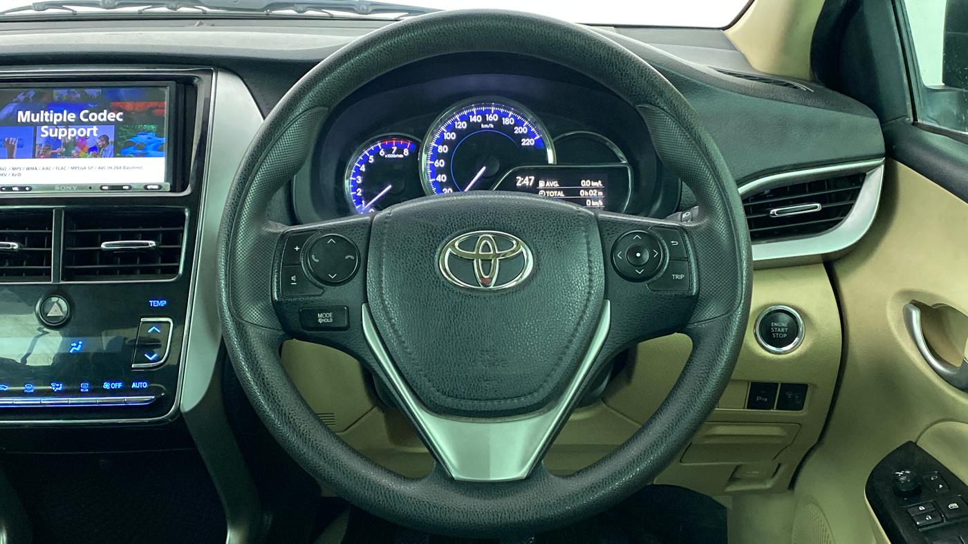 2020 Toyota YARIS G MT, Petrol, Manual, 37,628 km, Steering Wheel Close Up