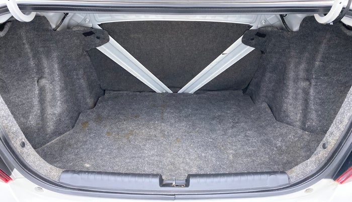 2016 Honda Amaze 1.2 SMT I VTEC, Petrol, Manual, 23,091 km, Boot Inside