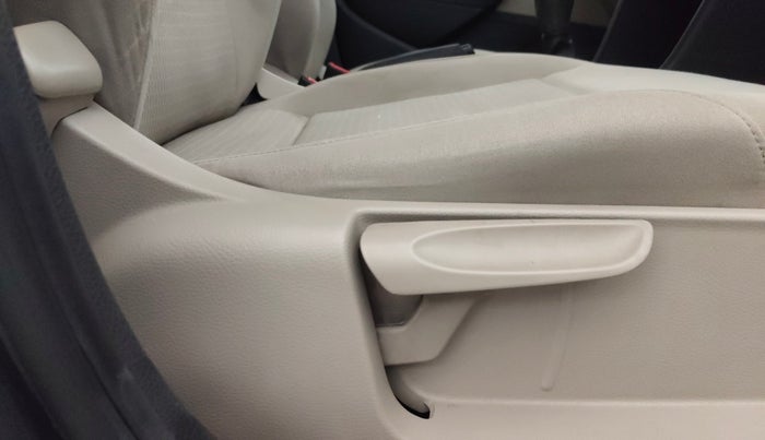 2014 Volkswagen Polo COMFORTLINE 1.2L PETROL, Petrol, Manual, 59,834 km, Driver Side Adjustment Panel