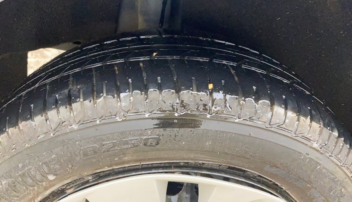 2017 Maruti Baleno DELTA PETROL 1.2, Petrol, Manual, 44,042 km, Right Rear Tyre Tread