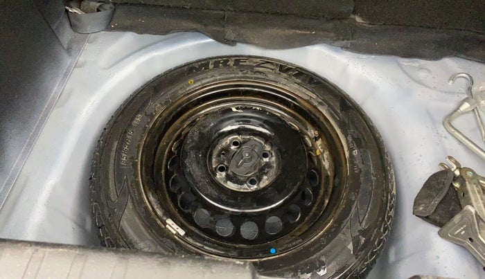 2017 Maruti Baleno DELTA PETROL 1.2, Petrol, Manual, 44,042 km, Spare Tyre