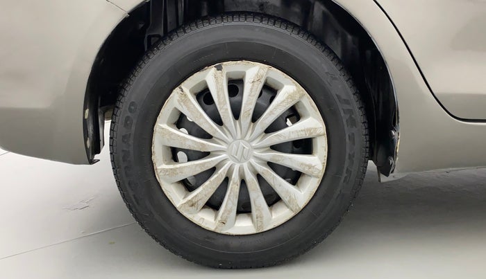 2016 Maruti Swift Dzire VXI, CNG, Manual, 1,09,405 km, Right Rear Wheel