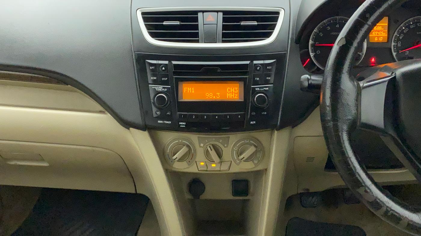2016 Maruti Swift Dzire VXI, CNG, Manual, 1,09,405 km, Air Conditioner