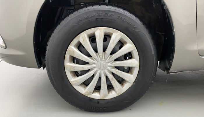 2016 Maruti Swift Dzire VXI, CNG, Manual, 1,09,405 km, Left Front Wheel