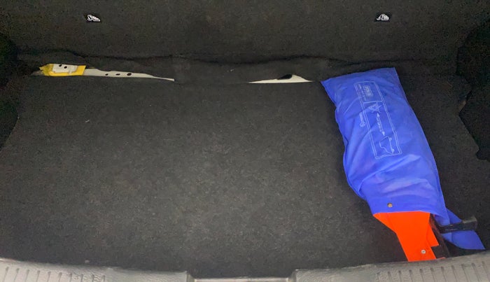 2020 Maruti IGNIS SIGMA 1.2, Petrol, Manual, 16,398 km, Boot Inside