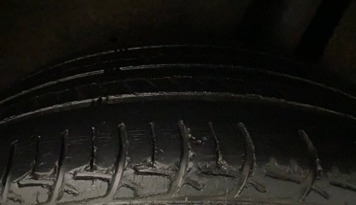 2018 Maruti Baleno DELTA PETROL 1.2, CNG, Manual, 66,338 km, Left Rear Tyre Tread