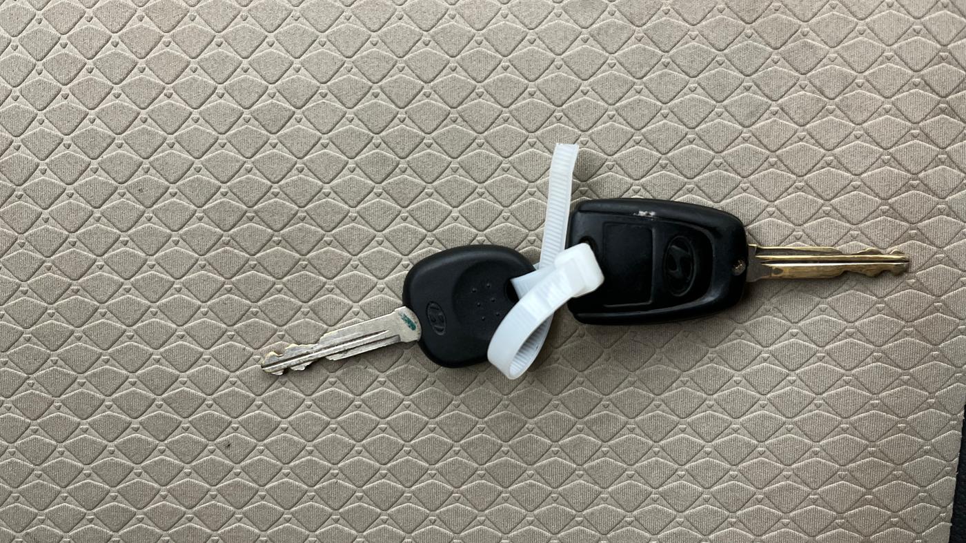 2019 Hyundai NEW SANTRO SPORTZ MT, Petrol, Manual, 64,019 km, Key Close Up