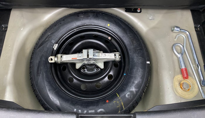 2013 Maruti Swift VDI, Diesel, Manual, 95,202 km, Spare Tyre
