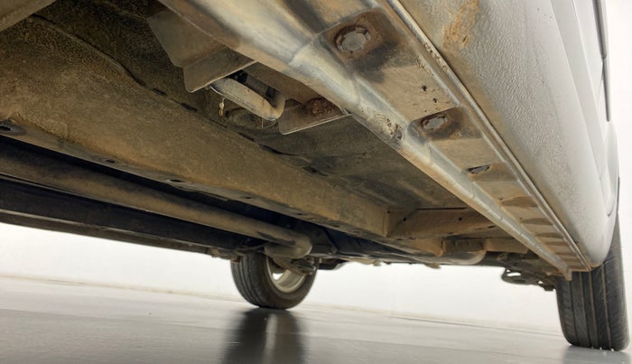 2013 Maruti Swift VDI, Diesel, Manual, 95,202 km, Right Side Underbody