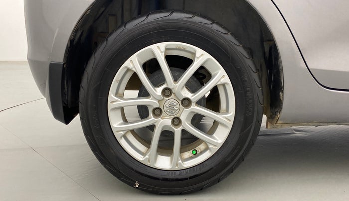 2013 Maruti Swift VDI, Diesel, Manual, 95,202 km, Right Rear Wheel
