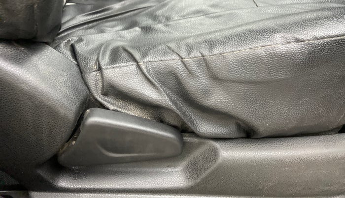 2019 Renault Kwid RXT, Petrol, Manual, 16,602 km, Driver Side Adjustment Panel