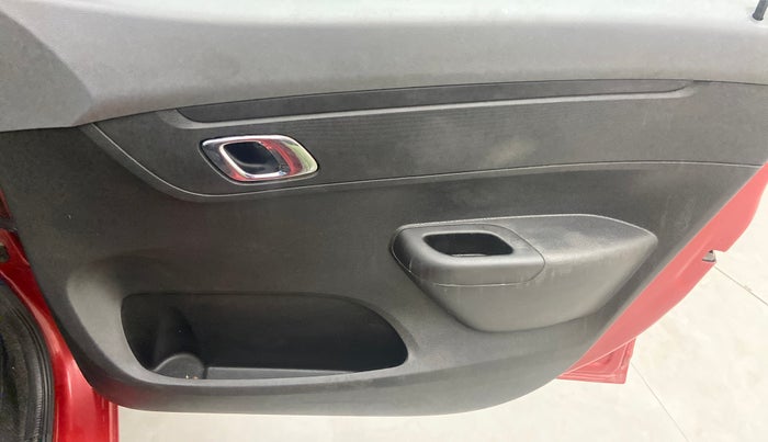 2019 Renault Kwid RXT, Petrol, Manual, 16,602 km, Driver Side Door Panels Control