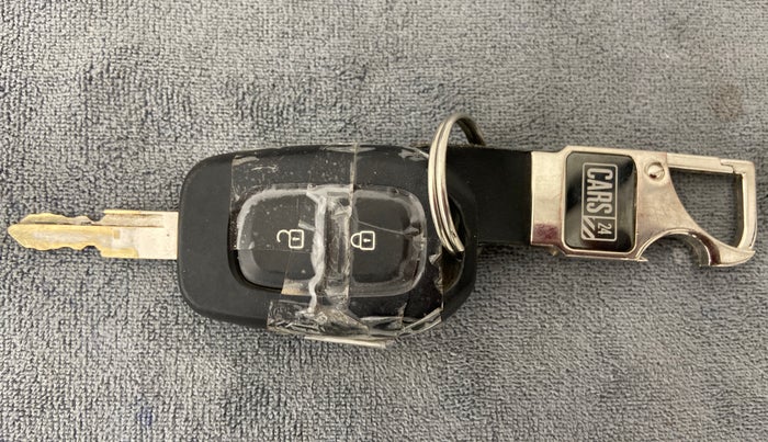2019 Renault Kwid RXT, Petrol, Manual, 16,602 km, Key Close Up