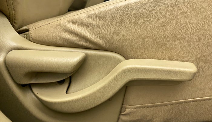 2013 Honda Brio S MT, Petrol, Manual, 66,423 km, Driver Side Adjustment Panel