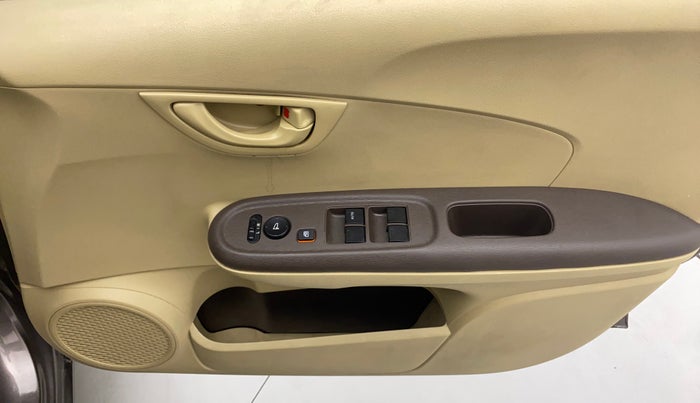 2013 Honda Brio S MT, Petrol, Manual, 66,423 km, Driver Side Door Panels Control