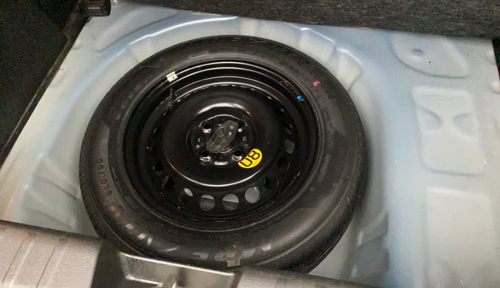 2021 Maruti Baleno ZETA PETROL 1.2, Petrol, Manual, 18,421 km, Dicky (Boot door) - Tool missing