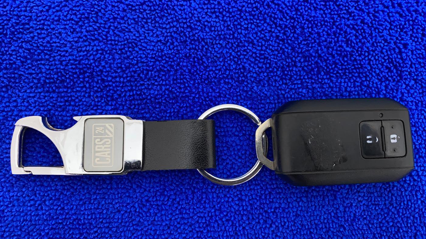 2021 Maruti Baleno ZETA PETROL 1.2, Petrol, Manual, 18,421 km, Key Close Up