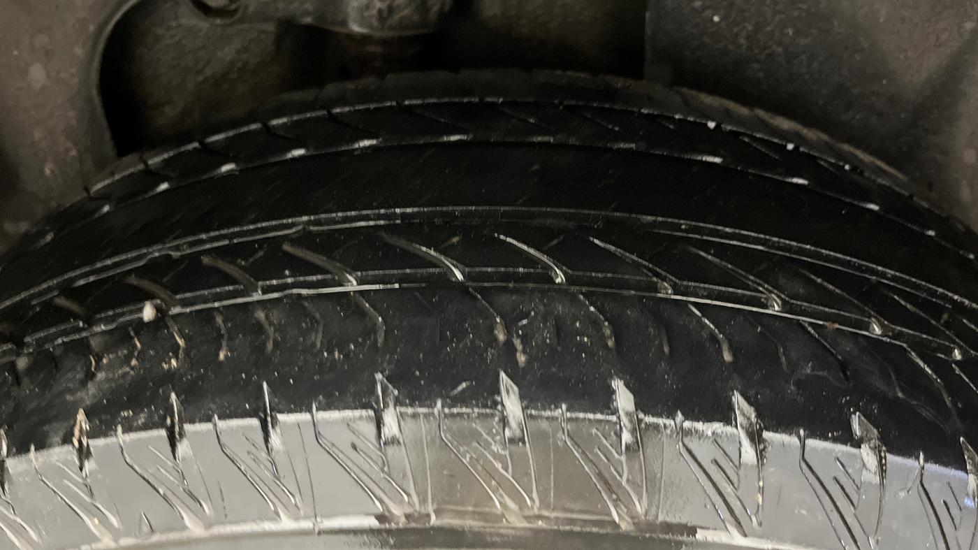 2023 Tata Safari XZ, Diesel, Manual, 40,943 km, Left Rear Tyre Tread