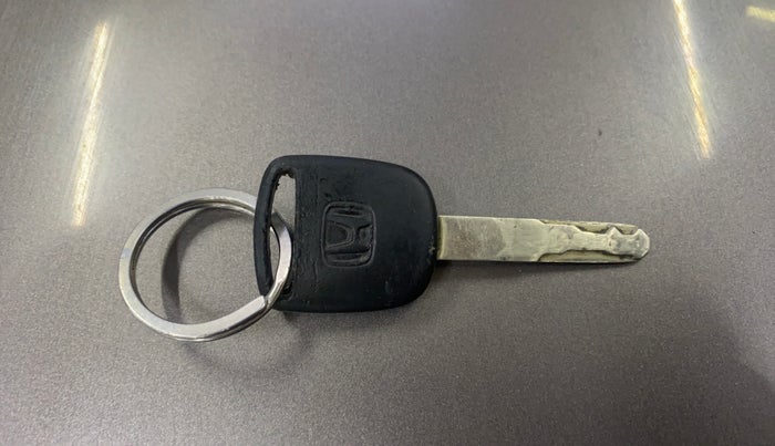 2014 Honda Brio S MT, Petrol, Manual, 65,474 km, Key Close Up