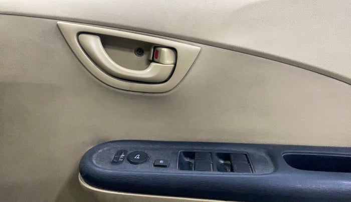 2014 Honda Brio S MT, Petrol, Manual, 65,474 km, Driver Side Door Panels Control