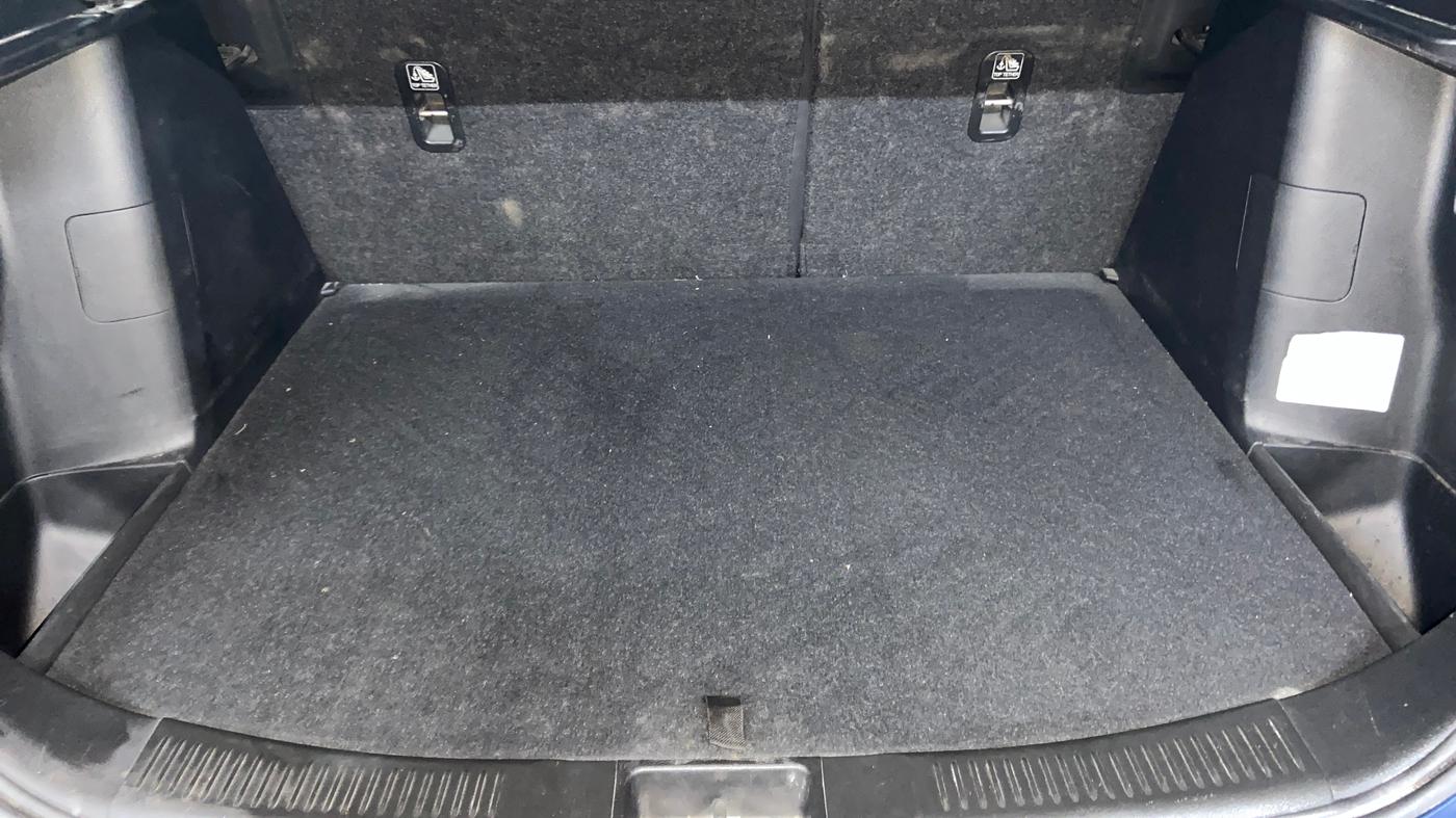 2021 Maruti S Cross ALPHA AT1.5, Petrol, Automatic, 61,963 km, Boot Inside