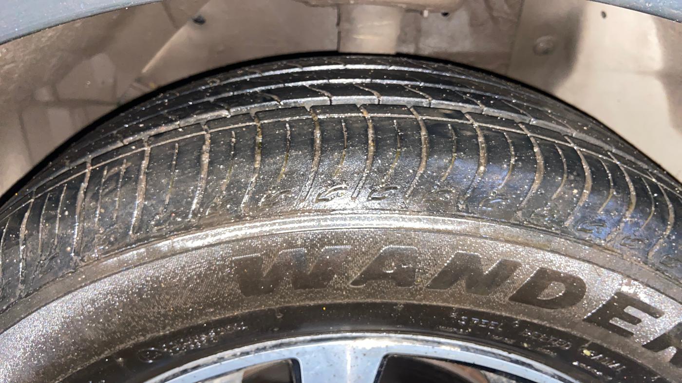 2021 Maruti S Cross ALPHA AT1.5, Petrol, Automatic, 61,963 km, Left Front Tyre Tread