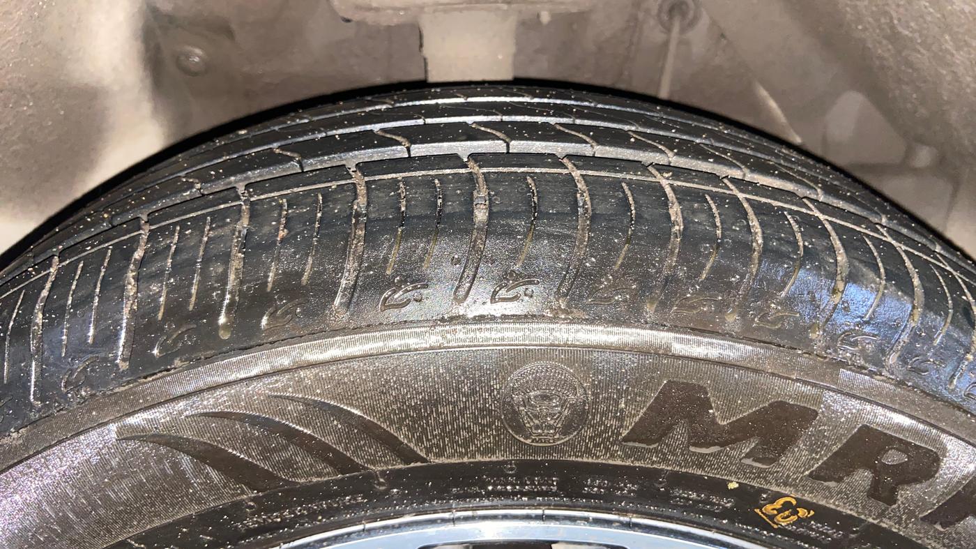 2021 Maruti S Cross ALPHA AT1.5, Petrol, Automatic, 61,963 km, Right Front Tyre Tread